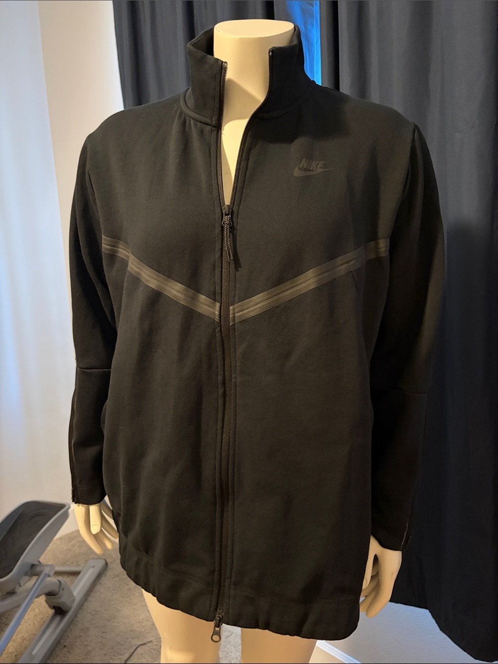 Nike Black Full-Zip Lightweight Shirt Jacket with Chevron Stripes